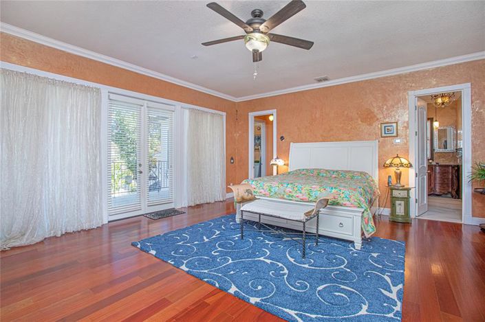 Image No.15-5 Bed House for sale