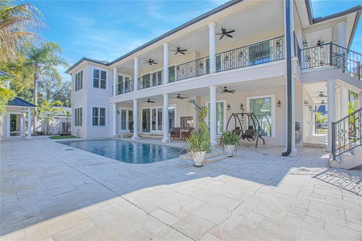 Image No.2-5 Bed House for sale