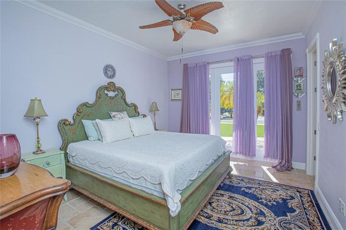 Image No.25-5 Bed House for sale