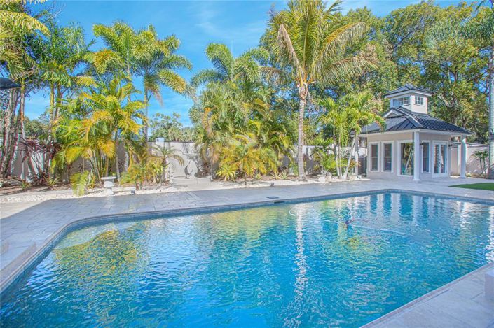 Image No.5-5 Bed House for sale