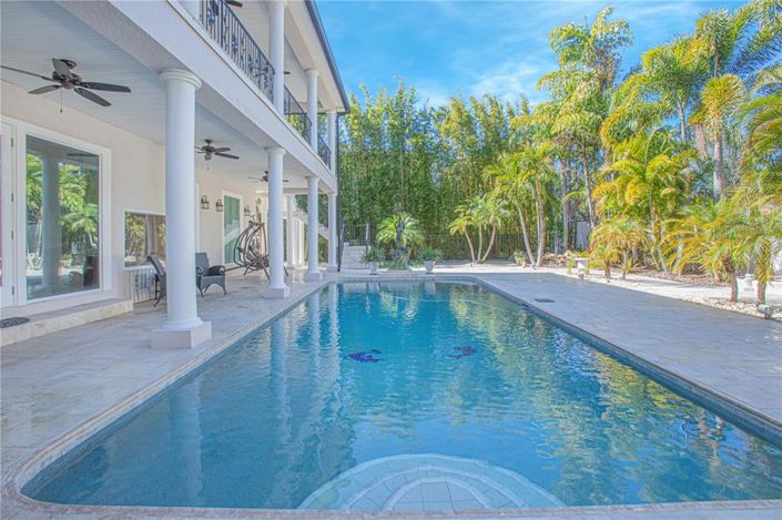 Image No.7-5 Bed House for sale