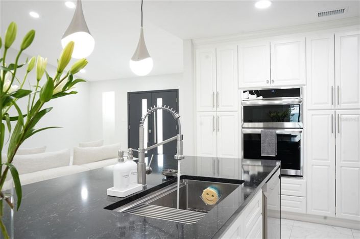 Image No.13-4 Bed House for sale