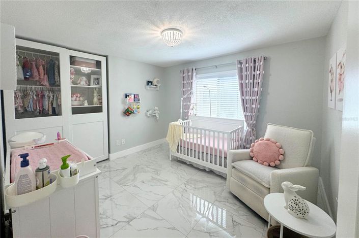 Image No.21-4 Bed House for sale