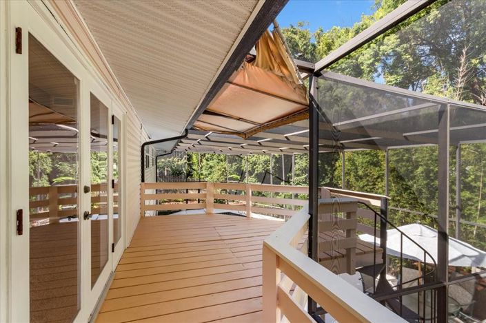 Image No.11-5 Bed House for sale