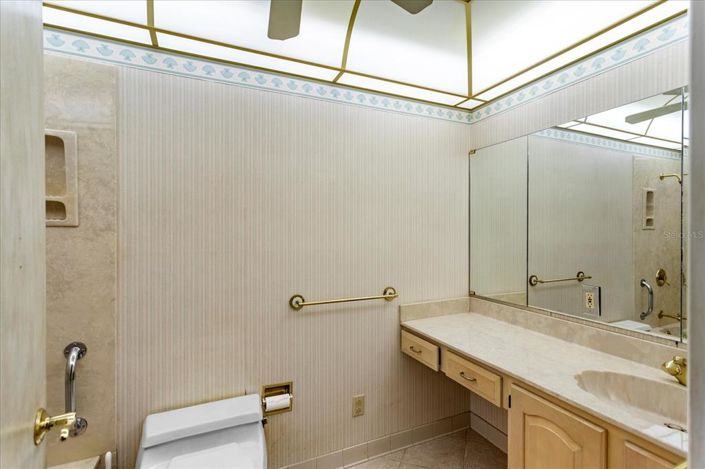 Image No.29-5 Bed House for sale