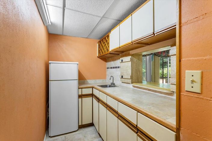 Image No.34-5 Bed House for sale