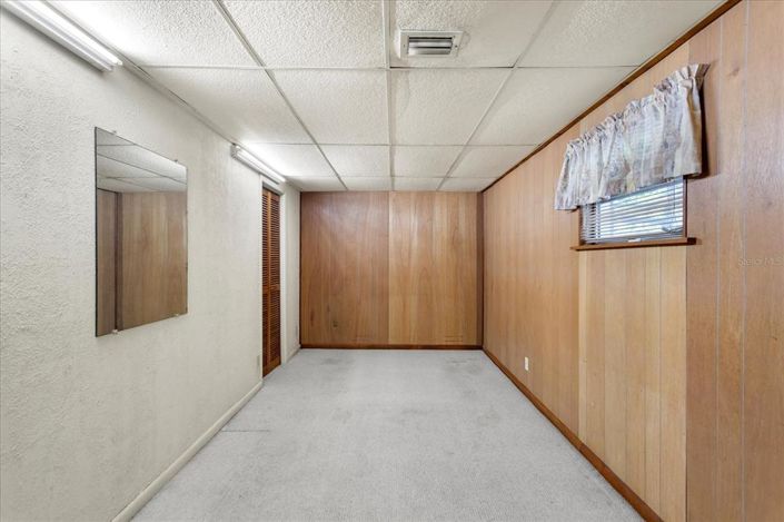 Image No.38-5 Bed House for sale