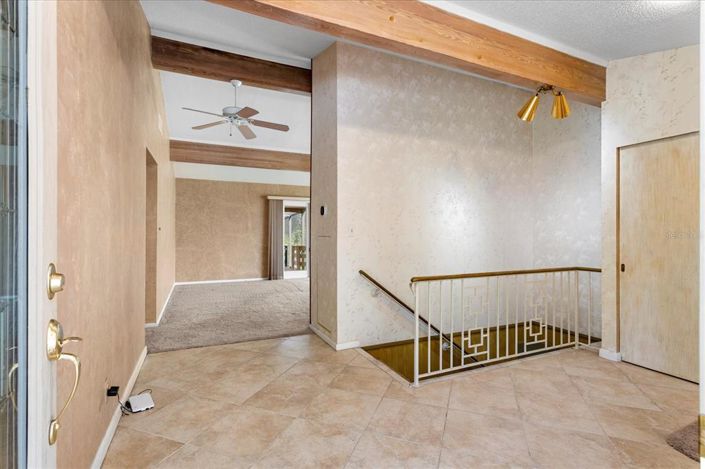 Image No.4-5 Bed House for sale