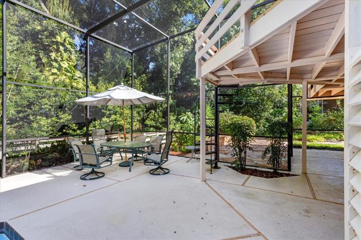 Image No.42-5 Bed House for sale