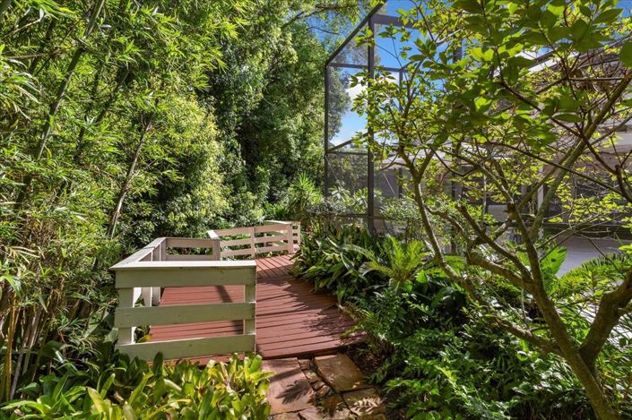 Image No.46-5 Bed House for sale