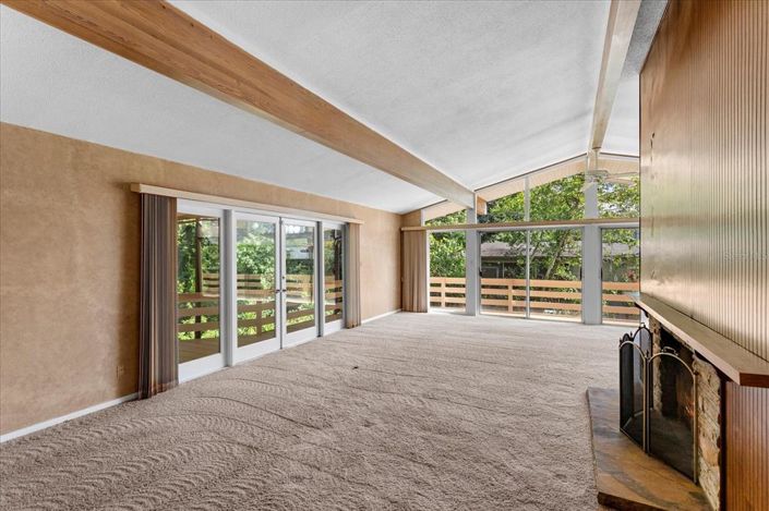 Image No.5-5 Bed House for sale