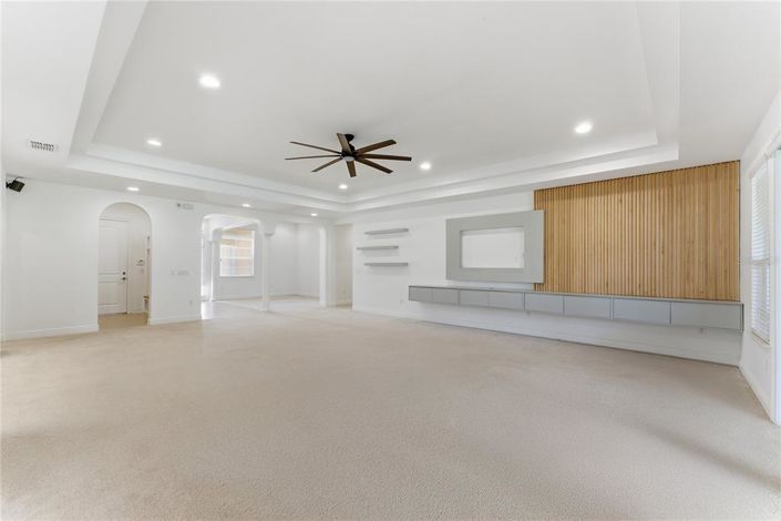 Image No.10-4 Bed House for sale