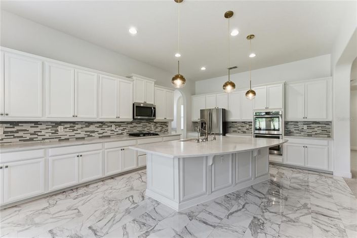 Image No.13-4 Bed House for sale