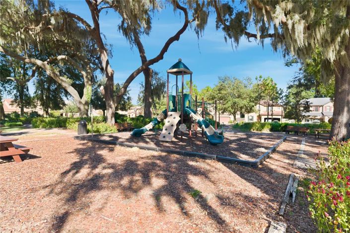 Image No.48-4 Bed House for sale