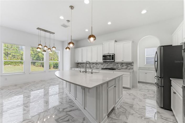 Image No.5-4 Bed House for sale