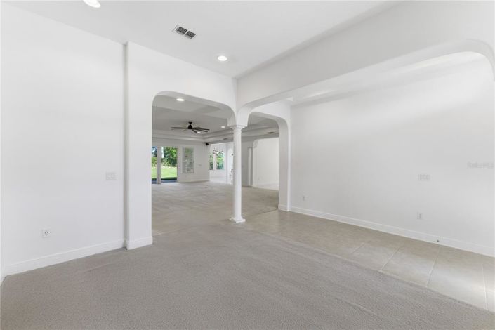 Image No.6-4 Bed House for sale