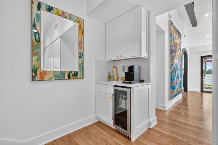 Image No.21-3 Bed House for sale