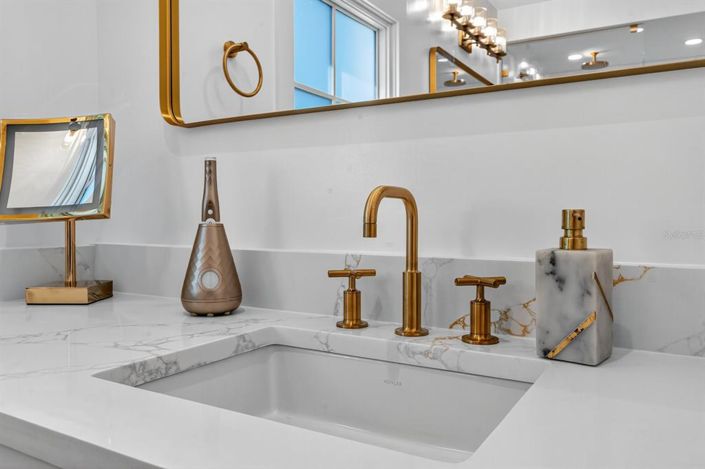 Image No.51-3 Bed House for sale