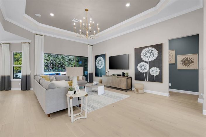 Image No.10-4 Bed House for sale