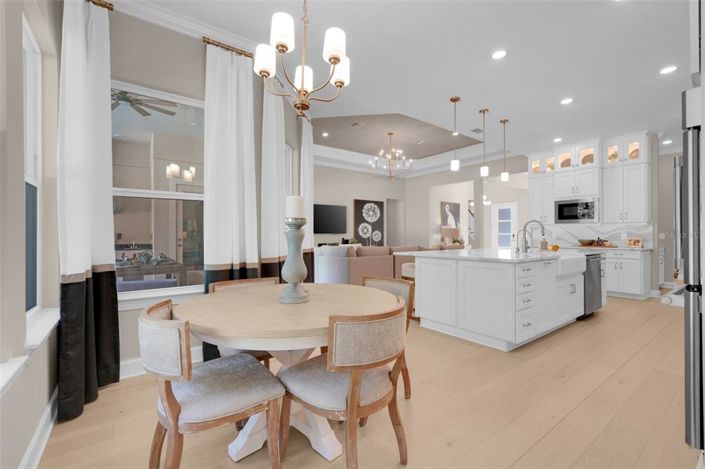 Image No.19-4 Bed House for sale