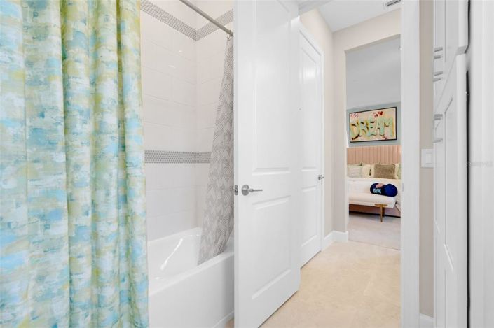 Image No.35-4 Bed House for sale