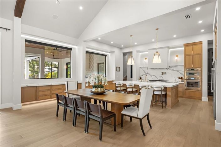 Image No.10-5 Bed House for sale