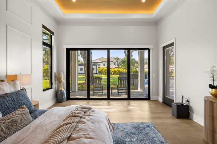 Image No.35-5 Bed House for sale