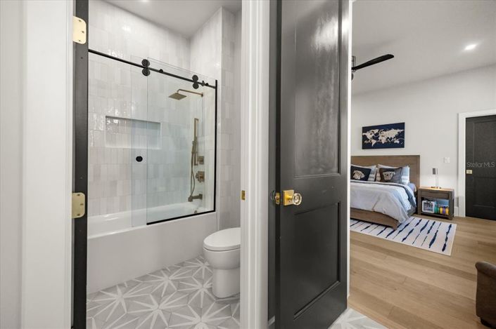 Image No.51-5 Bed House for sale