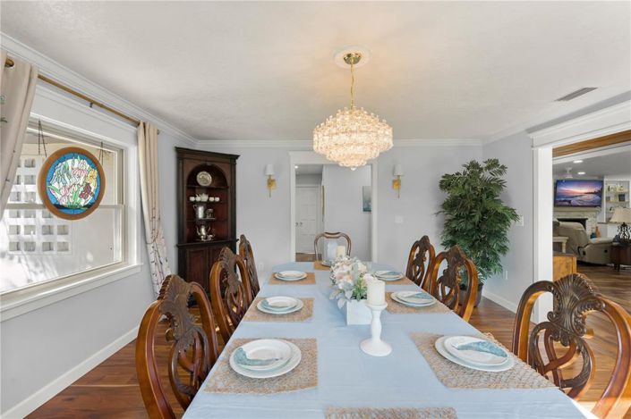 Image No.12-4 Bed House for sale