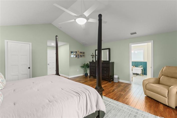 Image No.28-4 Bed House for sale