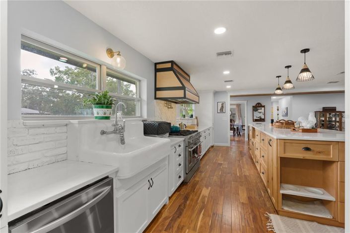 Image No.7-4 Bed House for sale