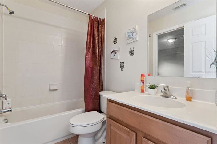 Image No.23-6 Bed House for sale