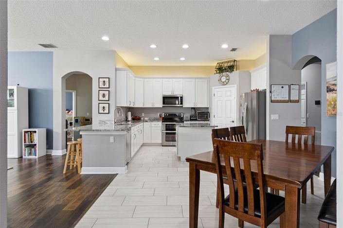 Image No.11-4 Bed House for sale