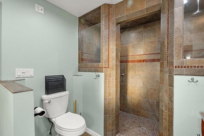 Image No.21-3 Bed House for sale