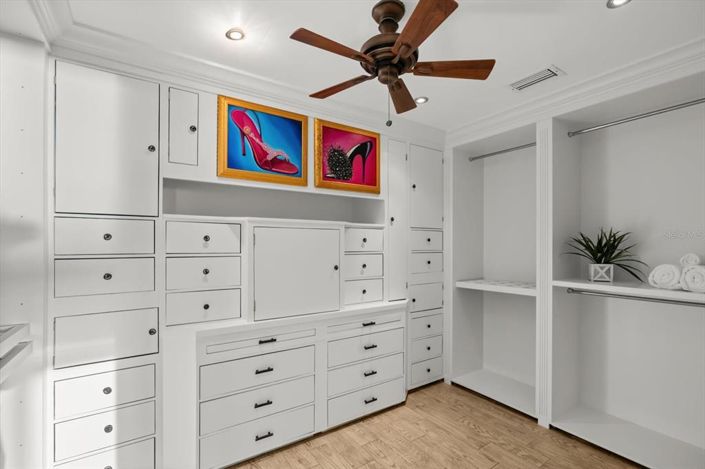 Image No.22-3 Bed House for sale