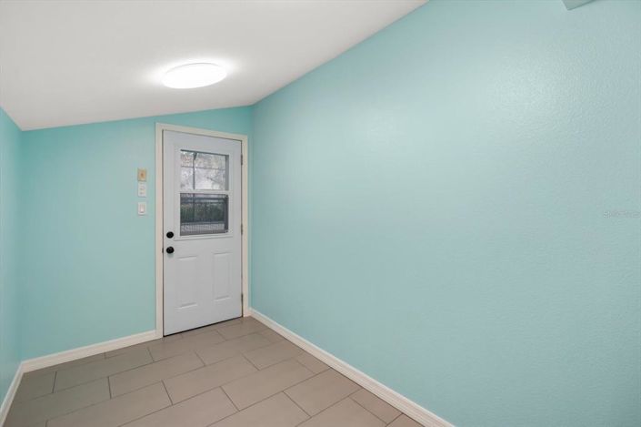 Image No.30-3 Bed House for sale