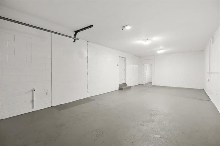 Image No.31-3 Bed House for sale