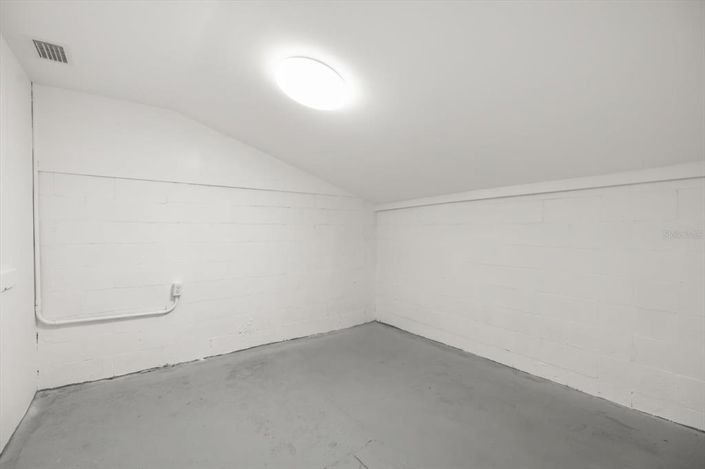 Image No.32-3 Bed House for sale