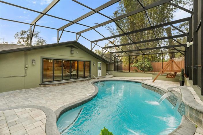 Image No.36-3 Bed House for sale