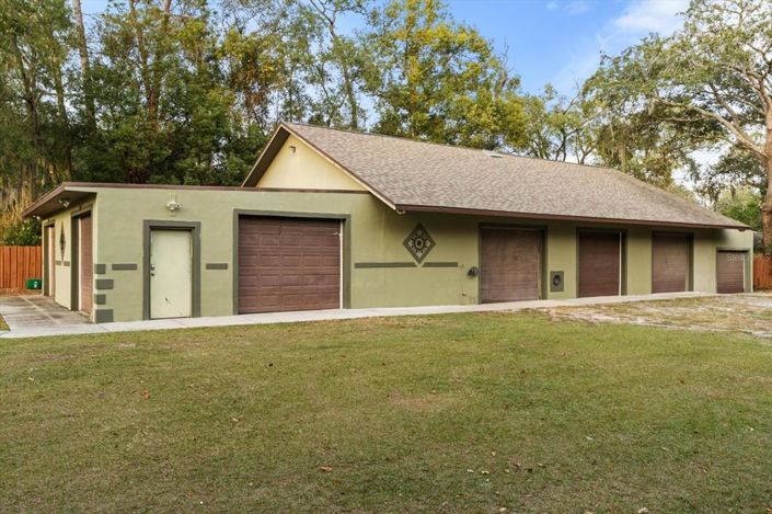 Image No.43-3 Bed House for sale