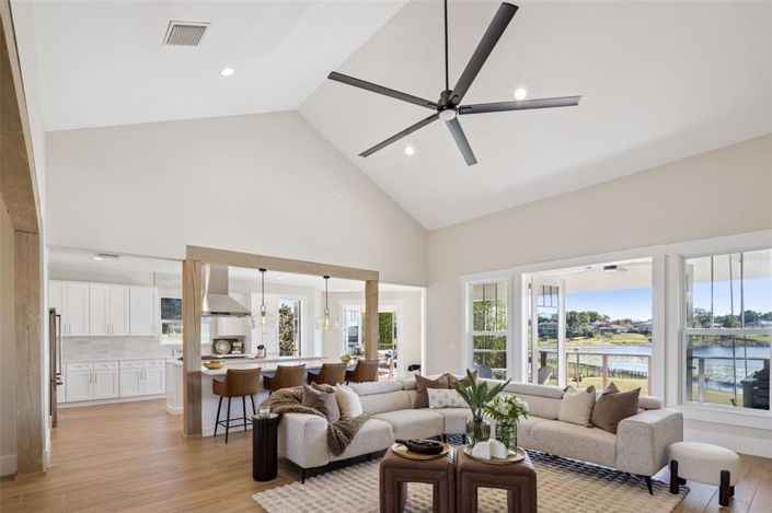 Image No.10-5 Bed House for sale