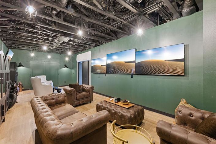 Image No.36-5 Bed House for sale