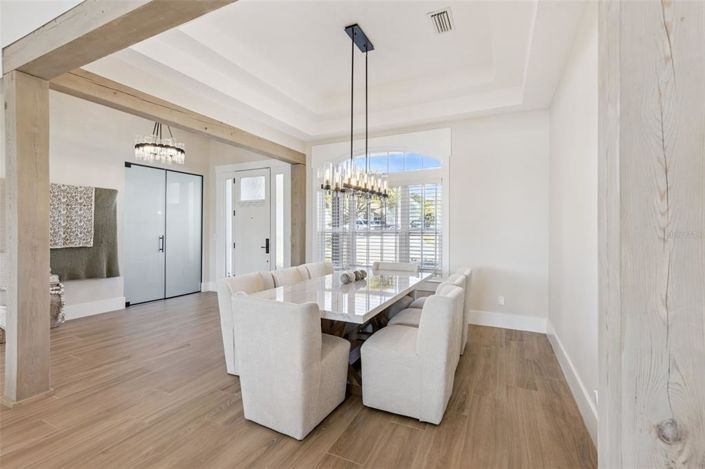 Image No.4-5 Bed House for sale