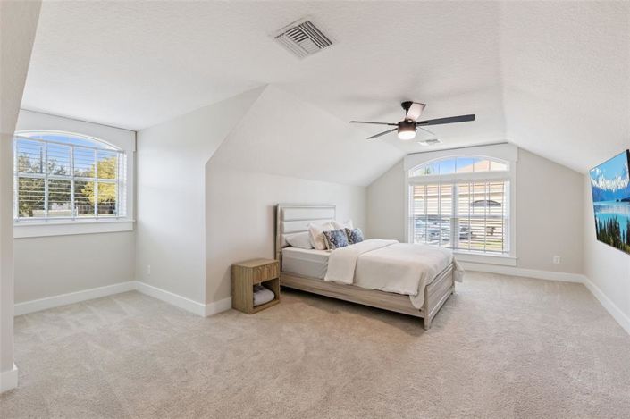 Image No.43-5 Bed House for sale