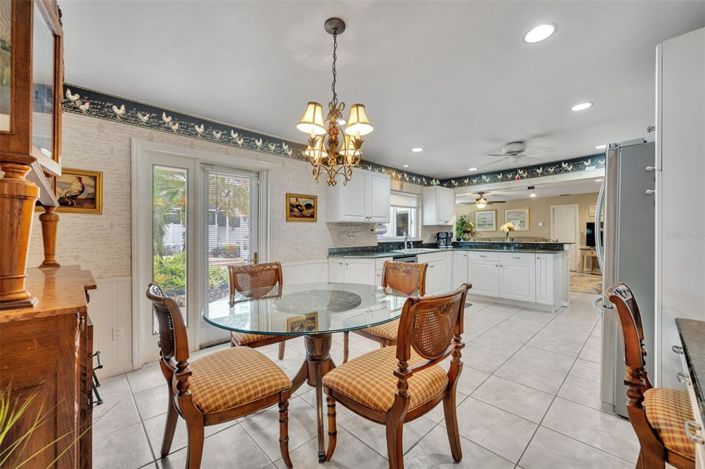 Image No.13-3 Bed House for sale