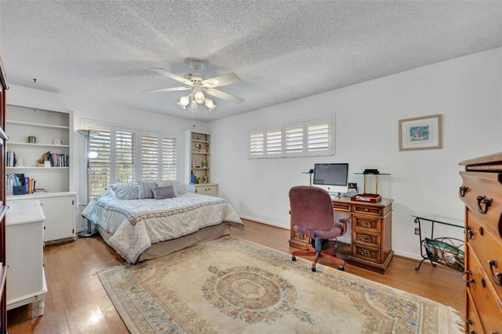 Image No.20-3 Bed House for sale