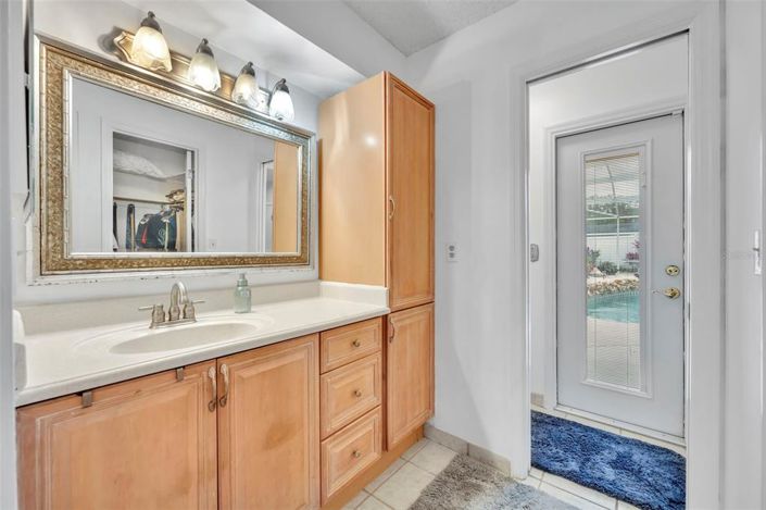 Image No.21-3 Bed House for sale