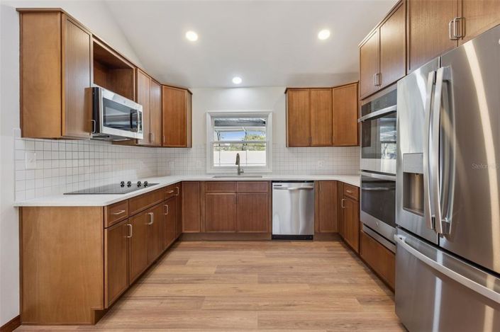 Image No.17-4 Bed House for sale