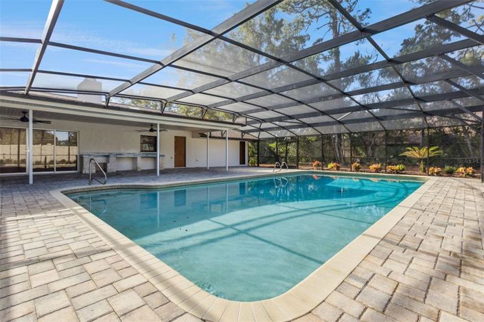 Image No.44-4 Bed House for sale