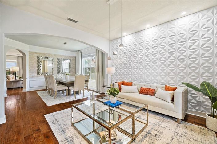 Image No.10-4 Bed House for sale